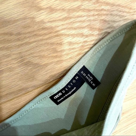 ASOS design tank top. - Picture 2 of 3